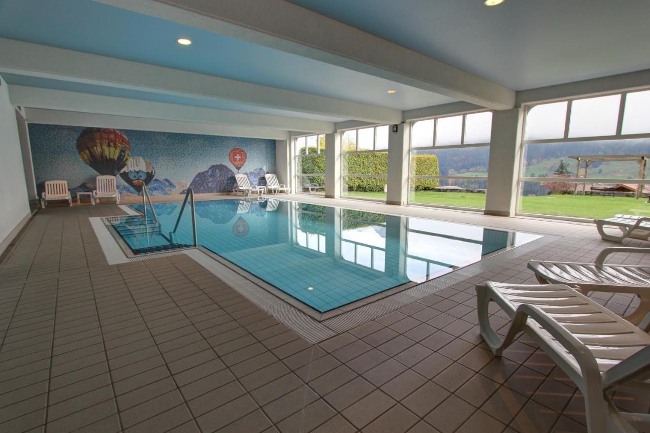 Rosat 13 Apartment Chateau-d'Oex Bagian luar foto